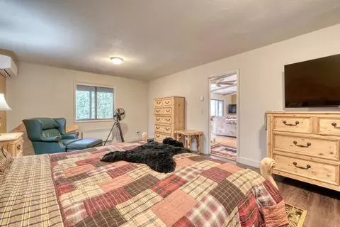 Bedroom - 9 Silver Maple Ln, Murphy, NC 28906 photo 2 of 7