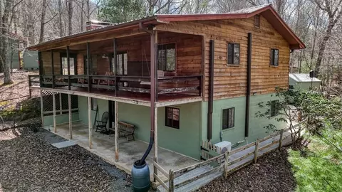 Exterior - 9 Silver Maple Ln, Murphy, NC 28906 photo 4 of 15