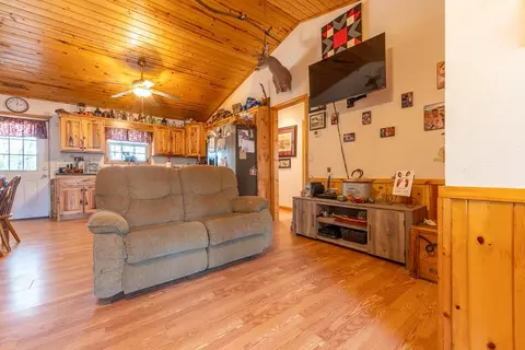 Living - 212 Pendergrass Rd, Marble, NC 28905 photo 2 of 3