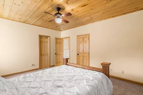 Bedroom - 235 Oak Ridge Ests, Murphy, NC 28906 photo 8 of 8