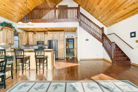 Entry Way - 235 Oak Ridge Ests, Murphy, NC 28906 photo 1 of 3