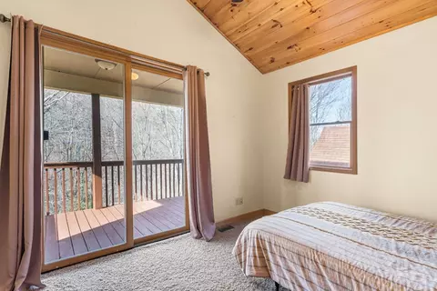 Bedroom - 235 Oak Ridge Ests, Murphy, NC 28906 photo 6 of 8