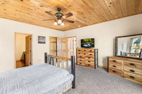 Bedroom - 235 Oak Ridge Ests, Murphy, NC 28906 photo 1 of 8