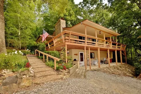 74 Lake Overlook Dr, Murphy, NC 28906 photo 1