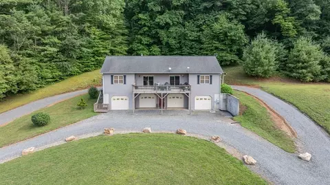452 Community Cir, Nantahala, NC 28781