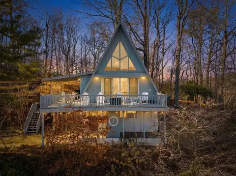 889 Big Ridge Rd, Franklin, NC 28734