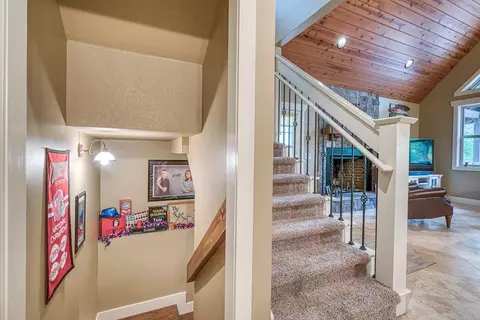 Entry Way - 249 Whispering Pine Trl, Murphy, NC 28906 photo 2 of 2