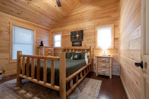 Bedroom - 132 Lanes Way, Murphy, NC 28906 photo 4 of 6