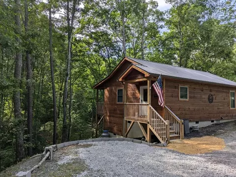 Exterior - 132 Lanes Way, Murphy, NC 28906 photo 4 of 4