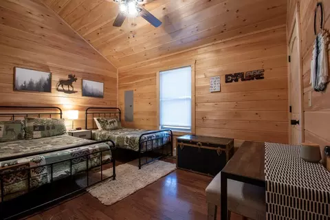 Bedroom - 132 Lanes Way, Murphy, NC 28906 photo 1 of 6