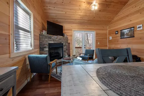 Living - 132 Lanes Way, Murphy, NC 28906 photo 4 of 4