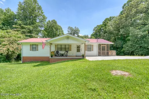 643 Number 20 Mine Rd, Mccaysville, GA 30555