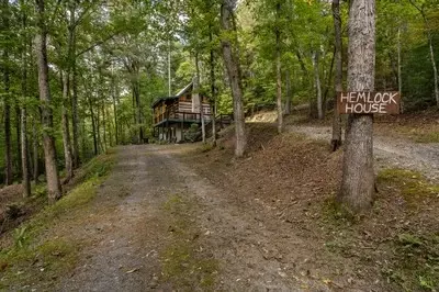 Exterior - 151 Pinewood Dr, Murphy, NC 28906 photo 4 of 12
