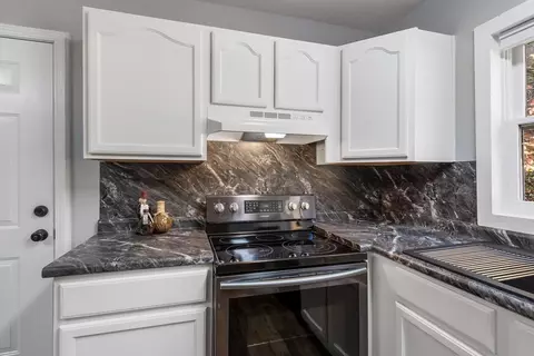 Kitchen - 3391 Candy Mountain Rd, Murphy, NC 28906 photo 5 of 7