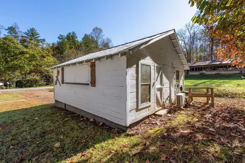 Exterior - 3391 Candy Mountain Rd, Murphy, NC 28906 photo 18 of 27