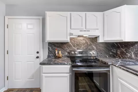 Kitchen - 3391 Candy Mountain Rd, Murphy, NC 28906 photo 4 of 7