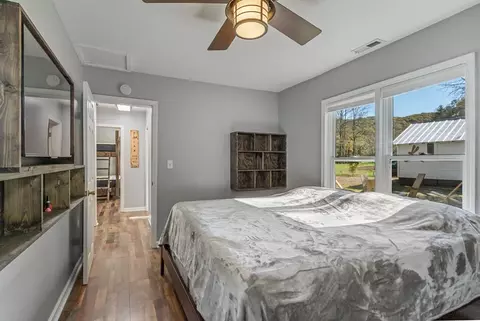 Bedroom - 3391 Candy Mountain Rd, Murphy, NC 28906 photo 5 of 5