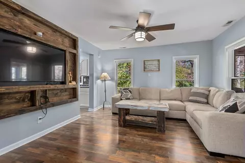 Living - 3391 Candy Mountain Rd, Murphy, NC 28906 photo 1 of 1