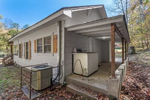Exterior - 3391 Candy Mountain Rd, Murphy, NC 28906 photo 13 of 27