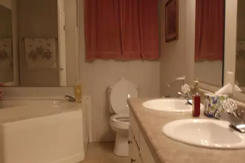Bath - 36 Upper Ridge Rd, Marble, NC 28905 photo 1 of 4