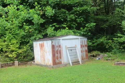 Exterior - 36 Upper Ridge Rd, Marble, NC 28905 photo 8 of 10