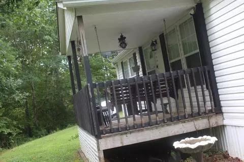 Exterior - 36 Upper Ridge Rd, Marble, NC 28905 photo 9 of 10