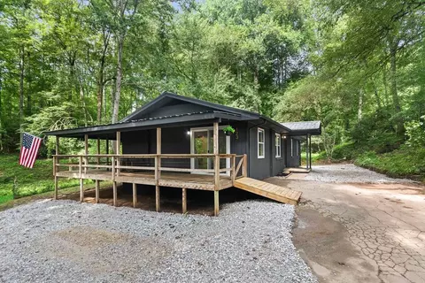 123 Quarry Rd, Andrews, NC 28901