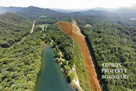 450 Betty Sue Deyton Rd, Robbinsville, NC 28771