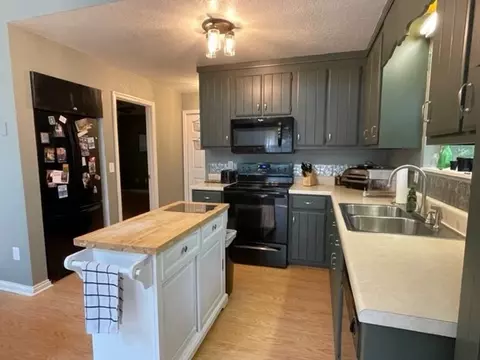 Kitchen - 420 W Ridge Dr, Murphy, NC 28906 photo 2 of 3