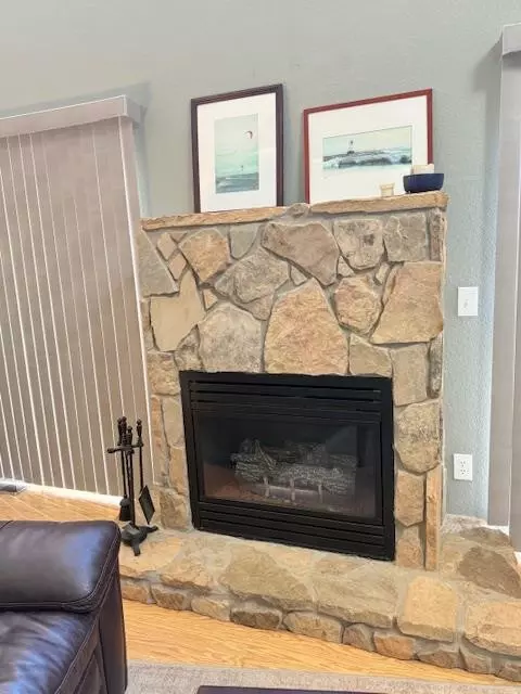 Living - 420 W Ridge Dr, Murphy, NC 28906 photo 3 of 5