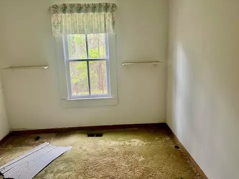 Bedroom - 16378 W U S 64 Hwy #NA, Murphy, NC 28906 photo 2 of 2