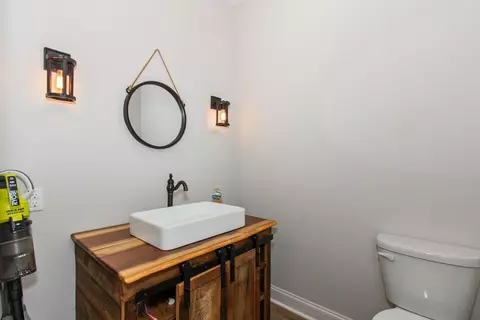 Bath - 57 Eagles Nest Trl, Murphy, NC 28906 photo 3 of 6