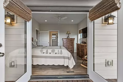 Bedroom - 57 Eagles Nest Trl, Murphy, NC 28906 photo 1 of 9
