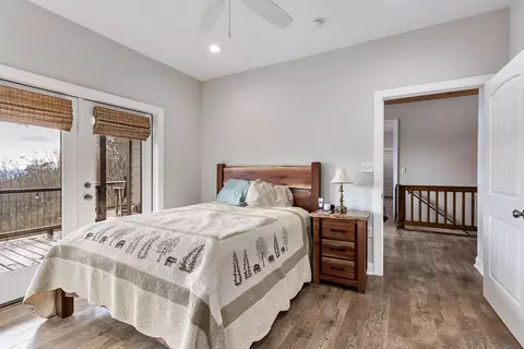 Bedroom - 57 Eagles Nest Trl, Murphy, NC 28906 photo 4 of 9