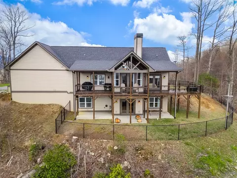 Exterior - 57 Eagles Nest Trl, Murphy, NC 28906 photo 2 of 26