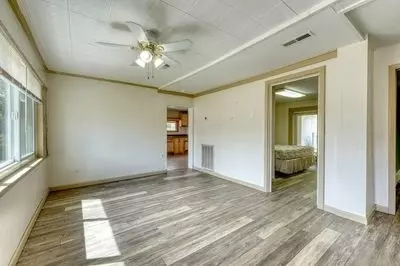 Living - 5380 W Us Highway 64, Murphy, NC 28906 photo 3 of 5