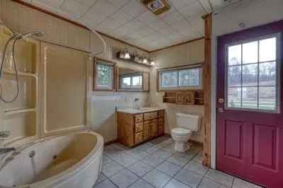 Bath - 5380 W Us Highway 64, Murphy, NC 28906 photo 2 of 2