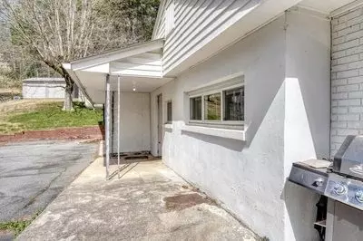 Exterior - 5380 W Us Highway 64, Murphy, NC 28906 photo 6 of 10