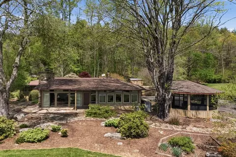 6203 Airport Rd, Andrews, NC 28901