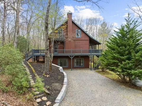 160 Adams Cir, Mineral Bluff, GA 30559