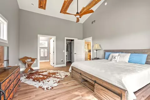 Bedroom - 194 Quiet Woods Trl, Murphy, NC 28906 photo 2 of 4