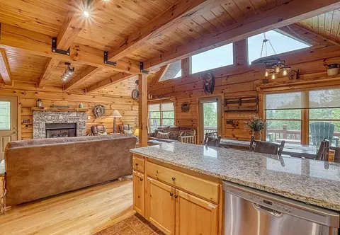 Kitchen - 145 Skyview Dr, Murphy, NC 28906 photo 3 of 4