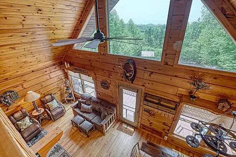 Living - 145 Skyview Dr, Murphy, NC 28906 photo 6 of 8