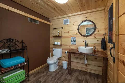 Bath - 240 Amandas Way, Murphy, NC 28906 photo 3 of 5