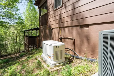 Exterior - 240 Amandas Way, Murphy, NC 28906 photo 10 of 18