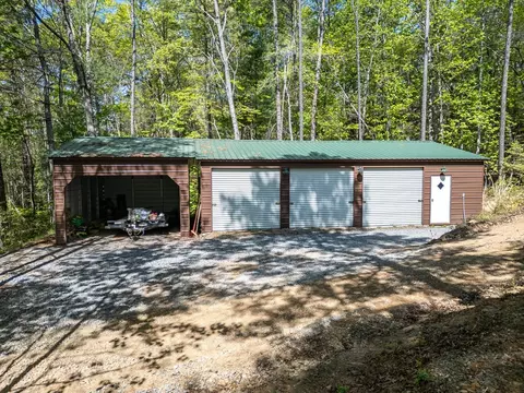 Exterior - 240 Amandas Way, Murphy, NC 28906 photo 3 of 18