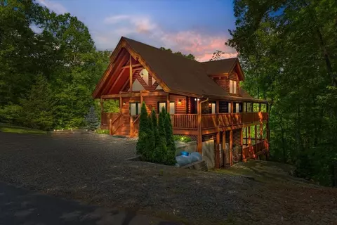 273 Ridgewood Dr, Murphy, NC 28906