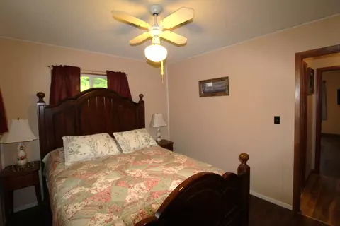 Bedroom - 130 Ivy Ln, Murphy, NC 28906 photo 3 of 4