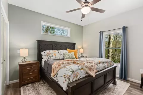 Bedroom - 515 Jasmine Dr, Marble, NC 28905 photo 5 of 11
