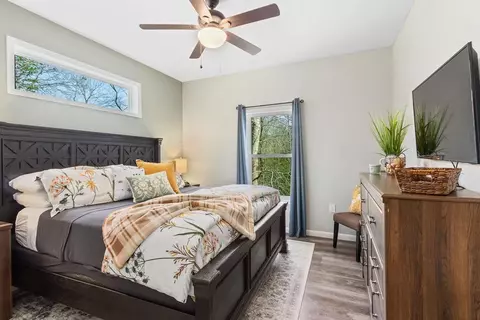 Bedroom - 515 Jasmine Dr, Marble, NC 28905 photo 4 of 11